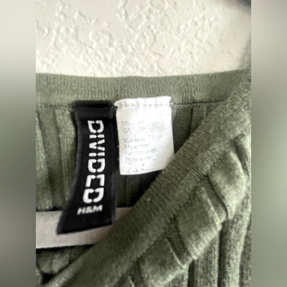 H&M ribbed tank top - Picture 4 of 5